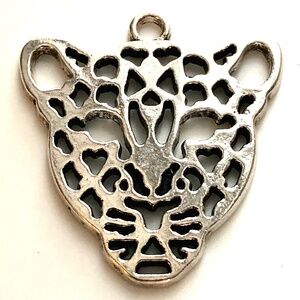 🦋 leopard jaguar head charm pendant animal silver tone beading supply cat totem